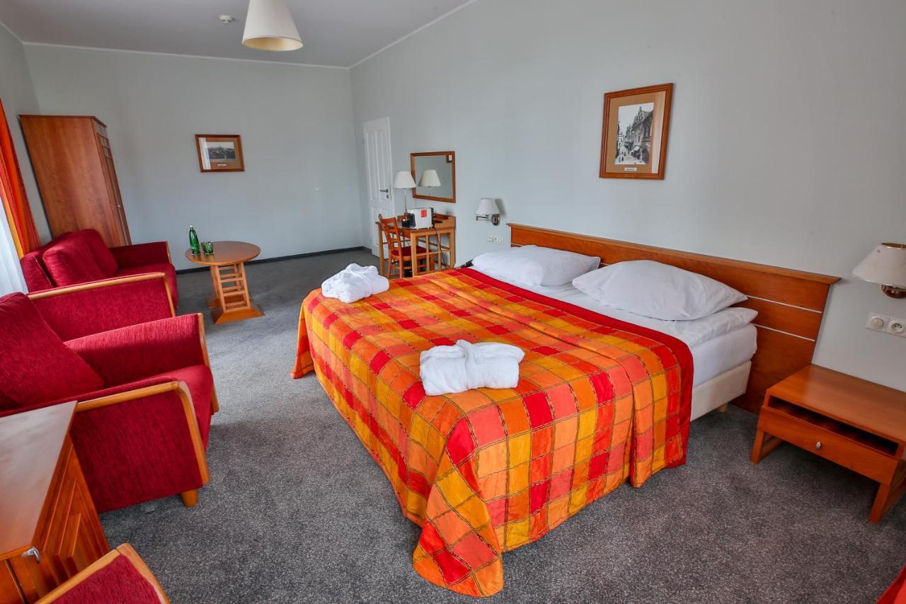 Lh Hotel Dvorak Tabor Congress & Wellness Bagian luar foto
