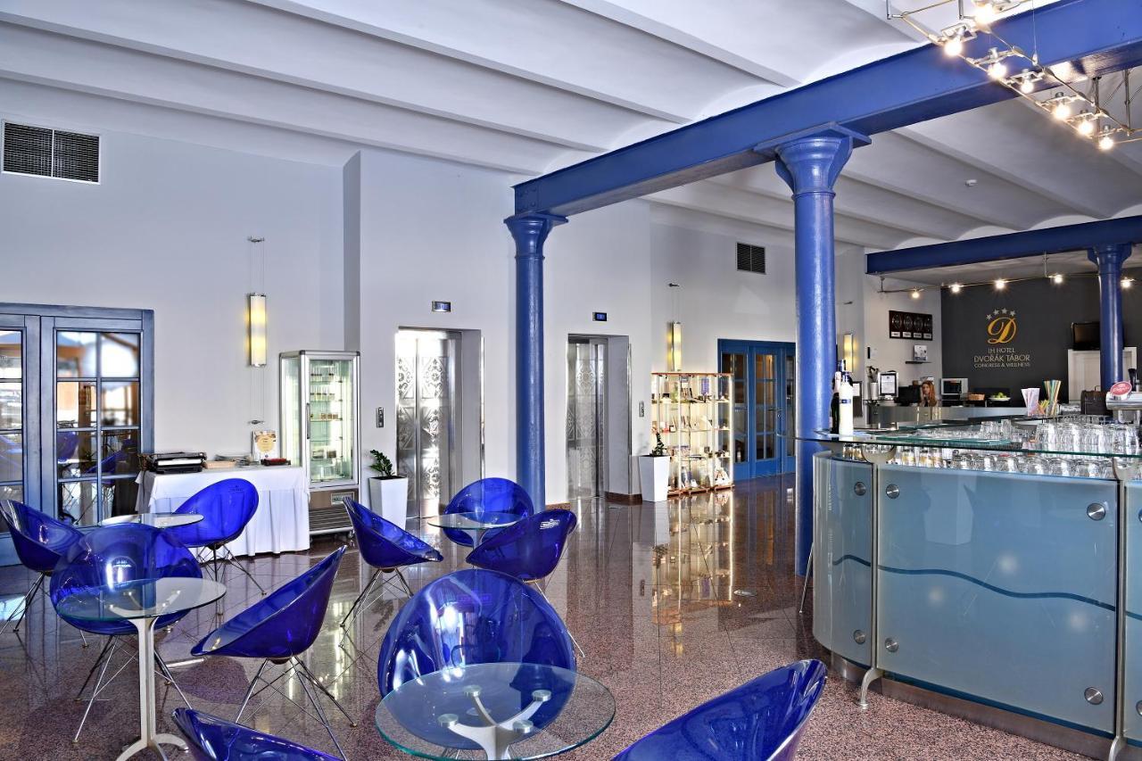 Lh Hotel Dvorak Tabor Congress & Wellness Bagian luar foto