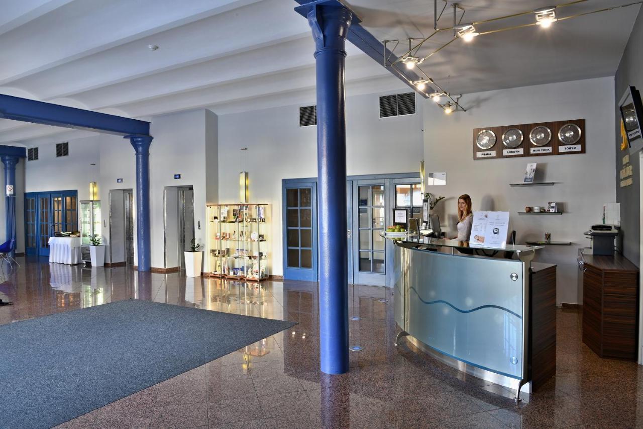 Lh Hotel Dvorak Tabor Congress & Wellness Bagian luar foto